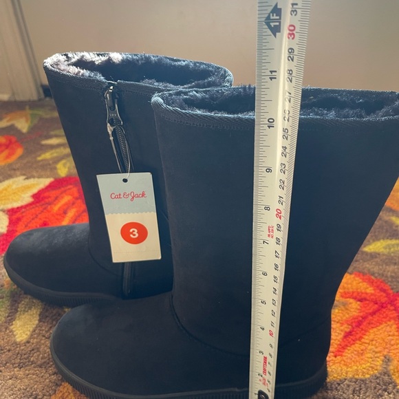 Girl’s Cat & Jack Black/Natalia Tall Shearling Style Boots - size 3 - Picture 9 of 11